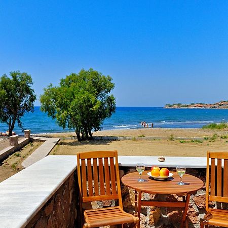 Michaela Beach Houses Mithimna Buitenkant foto